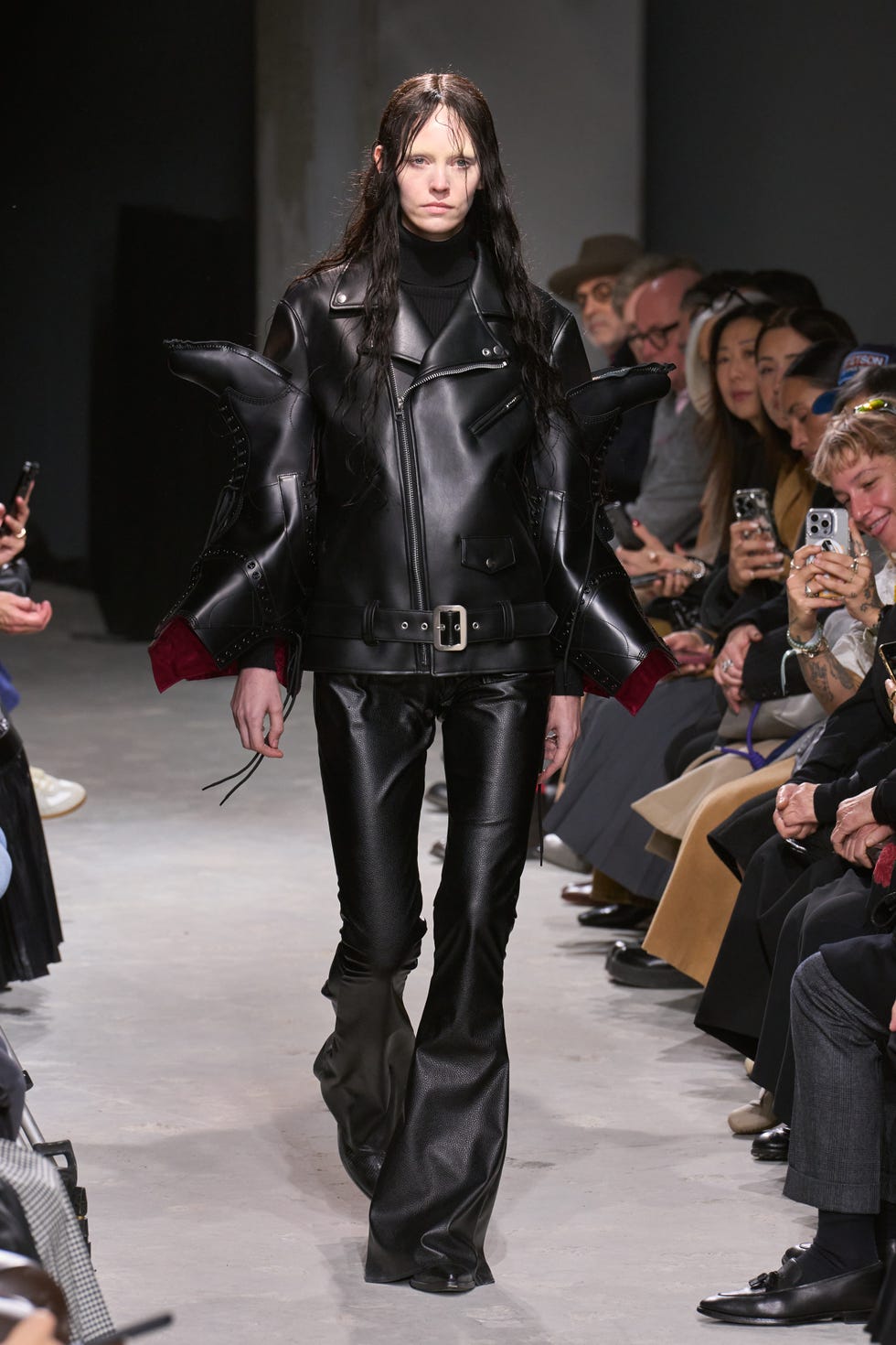 готовая одежда junya watanabe сезона осень-зима 2025
